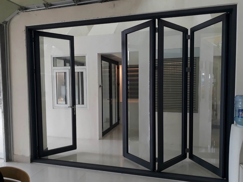 Mẫu cửa nhôm 4 cánh đẹp (4)